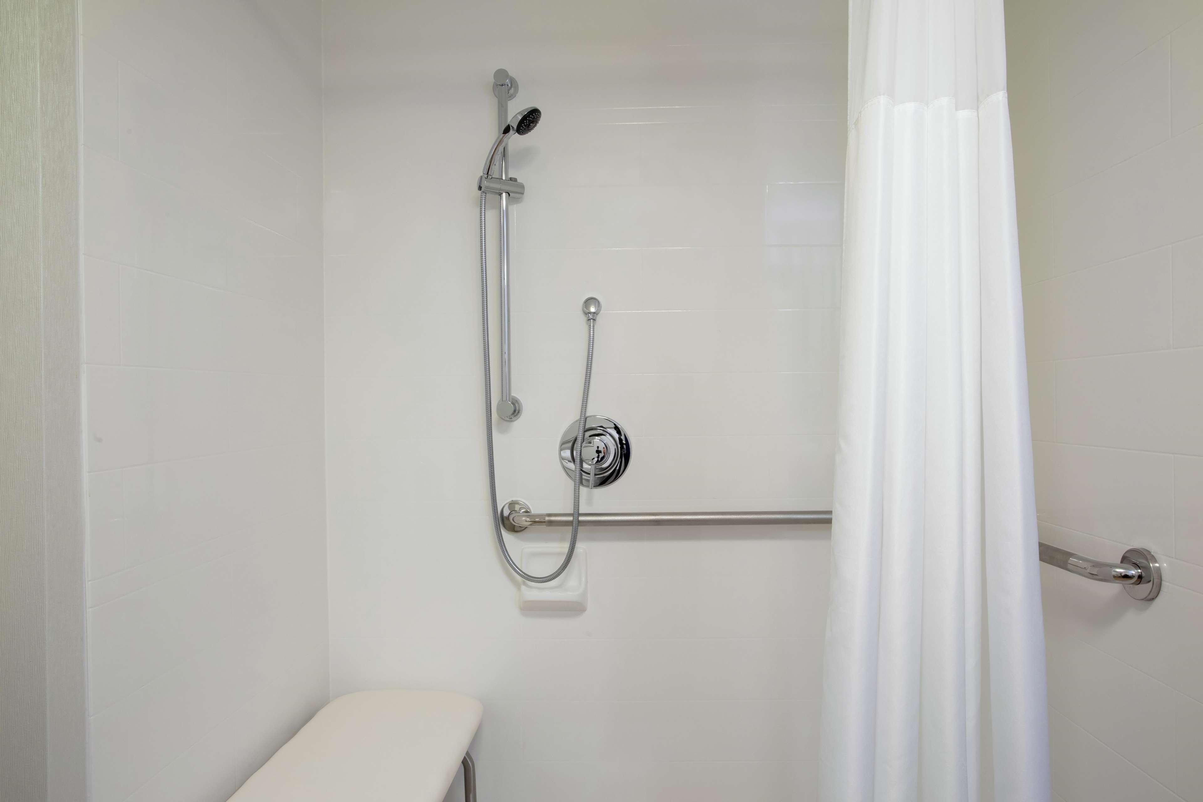 Hampton Inn Boston / Марлбъроу Екстериор снимка