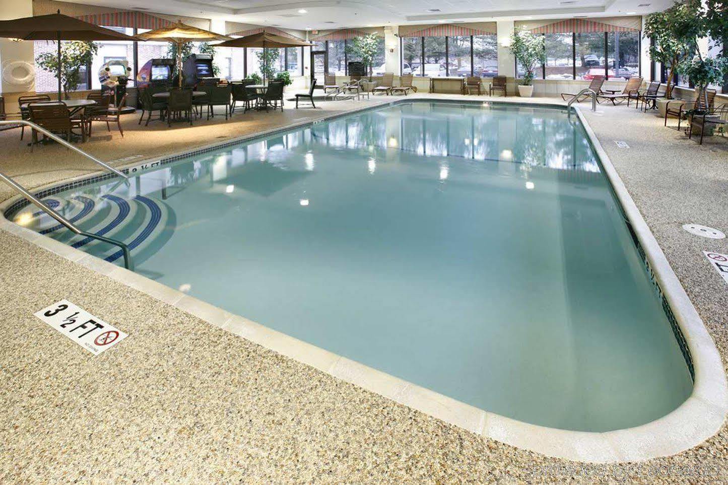 Hampton Inn Boston / Марлбъроу Екстериор снимка